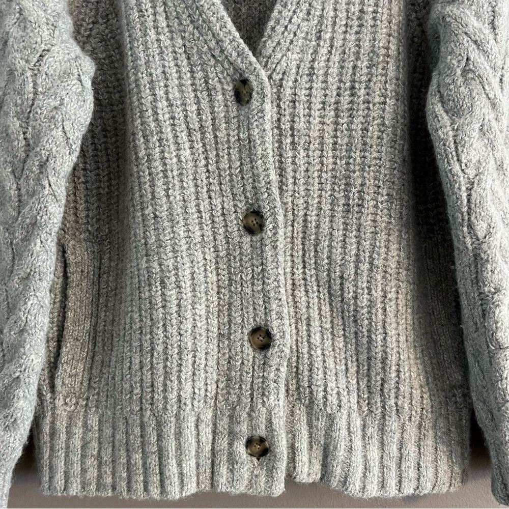 Lucky Brand Cable Knit Cardigan Sweater Wool Blend Chunky V-neck Pockets Gray M - Picture 7 of 16